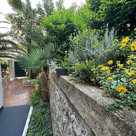 Apartment Vacation Lucija