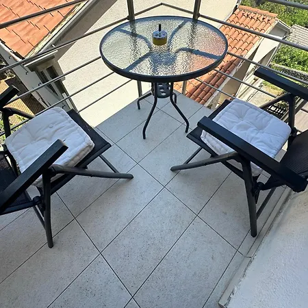 Apartment Vacation Lucija